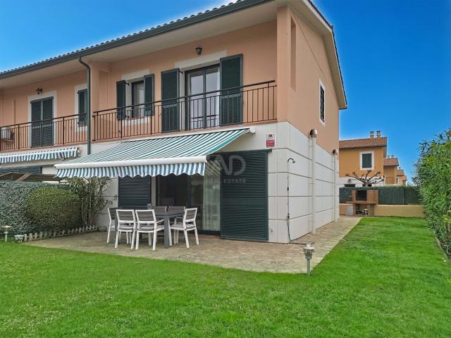 Casa adosada 3 dormitorios 109 m2 124m² Torroella de Montgrí
