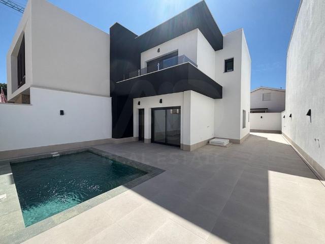 Casa adosada 3 dormitorios 120 m2