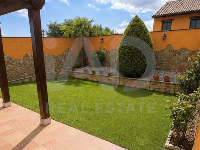 Casa adosada 3 dormitorios 160 m2 175m² Valverde de la Virgen