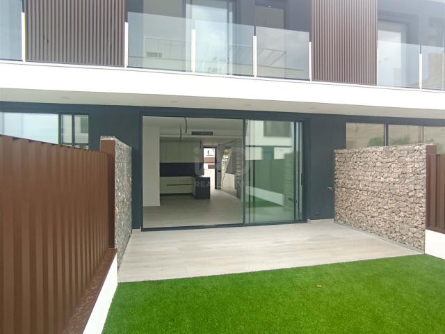 Casa adosada 3 dormitorios 188 m2 188m² L'Infant