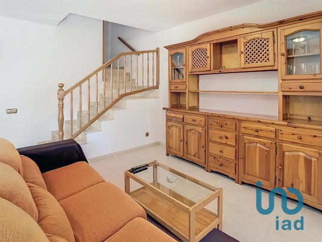 Casa adosada 4 dormitorios 118 m2 118m² De Mas Roig