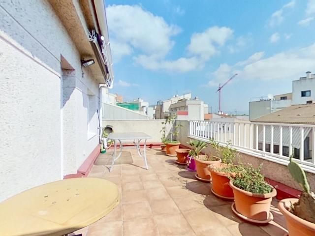 Casa adosada 4 dormitorios 142 m2