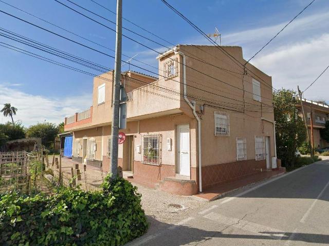CASA ADOSADA CON TERRAZA + TERRENO CON GARAJE – LA ALBATALÍA MURCIA