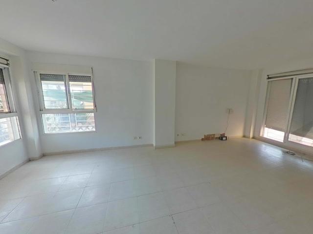 Casa adosada con terraza y gran potencial en Godelleta Valencia – 118 m² construidos sobre parcela privada