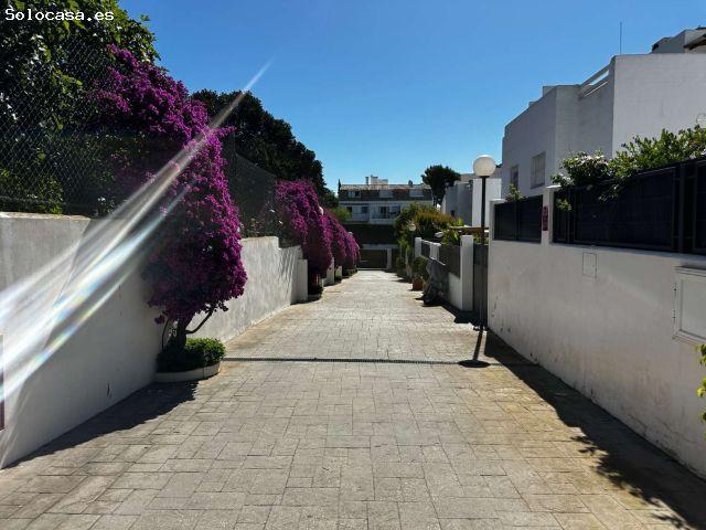 CASA ADOSADA DE 3 HABITACIONES EN NAGÜELES, MARBELLA