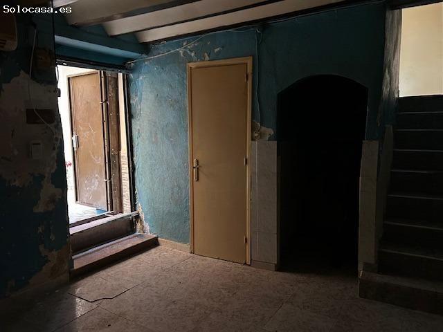 CASA ADOSADA DE 3 PLANTAS EN BLANCA