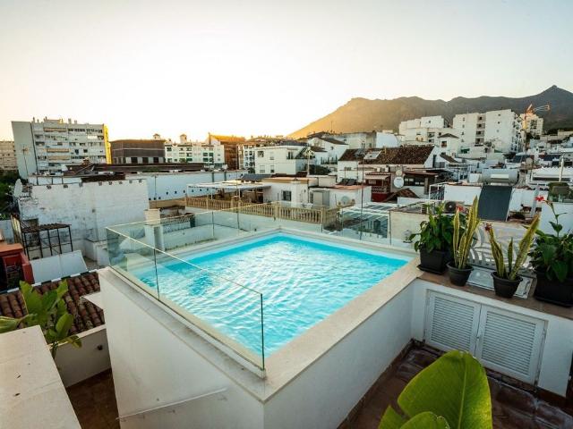 Casa adosada de 108 m2 en alquiler Marbella, España