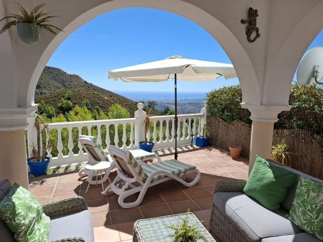 Casa adosada de 2 dormitorios en venta en Mijas, Costa del S. 96m² Mijas