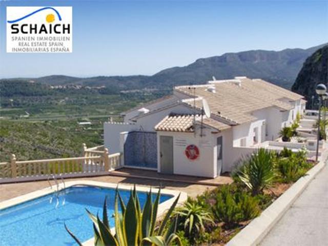 Casa Adosada de 2 habitaciones en venta en Pedreguer, Alicante