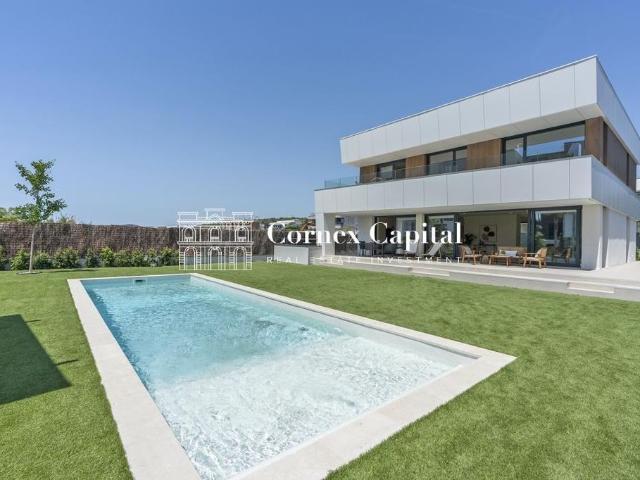Casa adosada de 500 m2 en venta Sitges, España