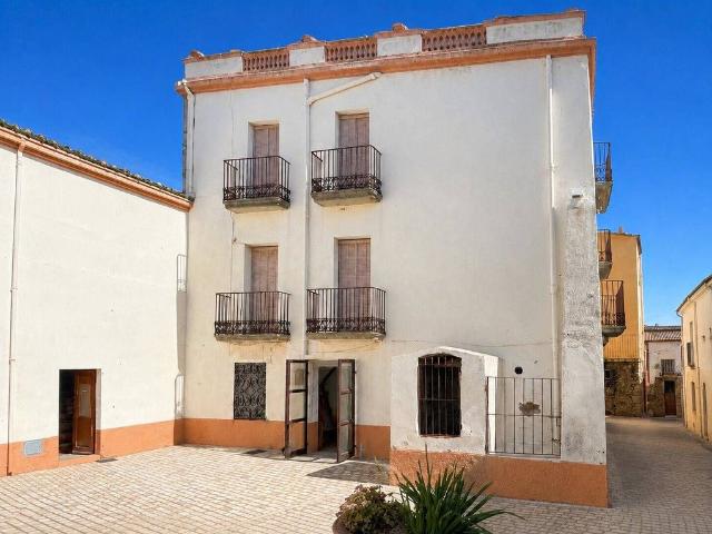 Casa adosada de alto standing 666 en venta, Sant Miquel de Fluvià, Cataluña