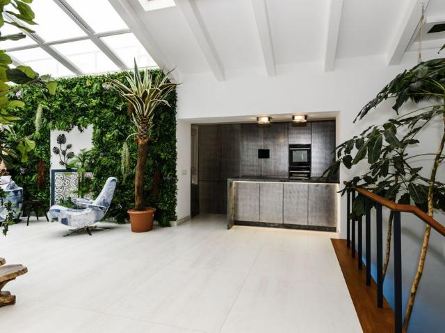 Casa adosada de alto standing 349 en venta, Estepona, España