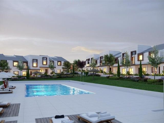 Casa adosada de alto standing 385 en venta, Boadilla del Monte, España