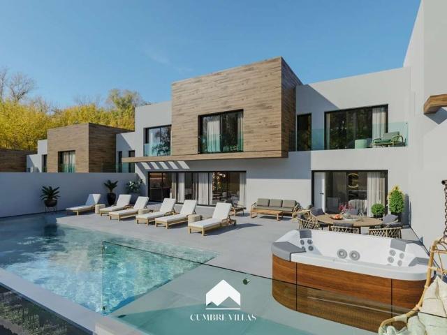 Casa adosada de alto standing de 404 m2 en venta Salobreña, Andalucía