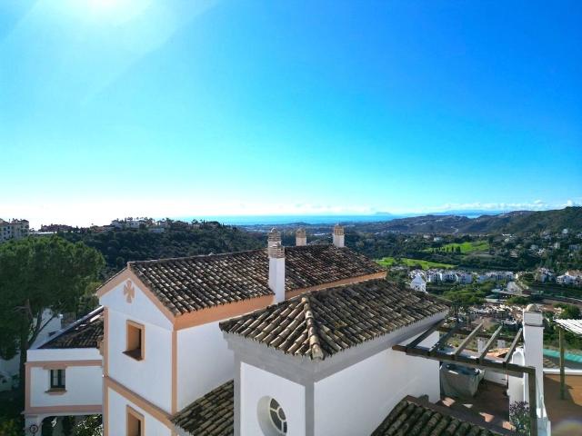 Casa adosada de alto standing de 198 m2 en venta Marbella, España