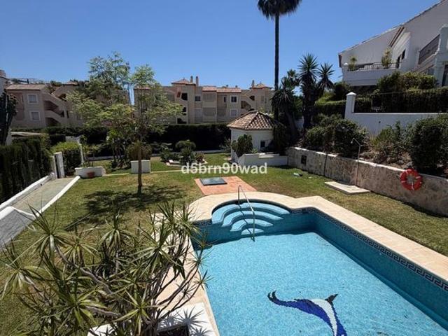 Casa adosada de alto standing de 215 m2 en venta Marbella, España