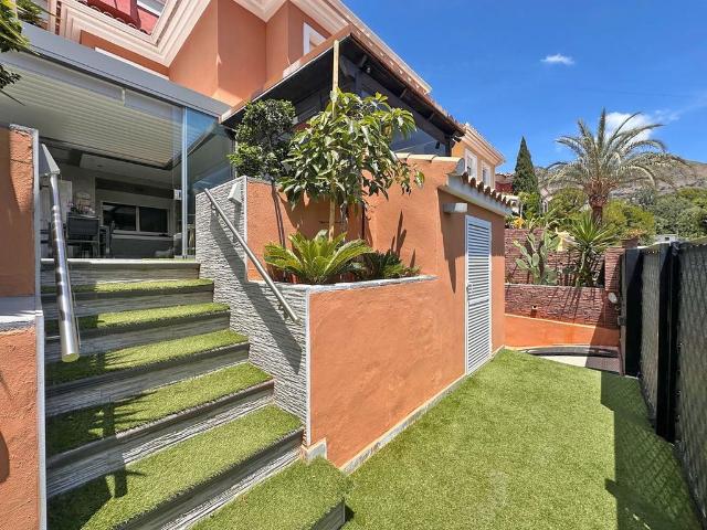 Casa adosada de alto standing en venta Benalmádena Costa, Andalucía
