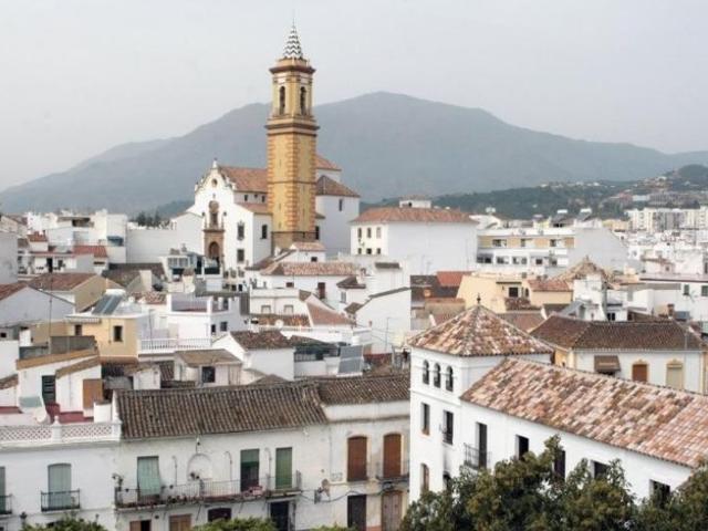 Casa adosada de alto standing en venta Estepona, Andalucía