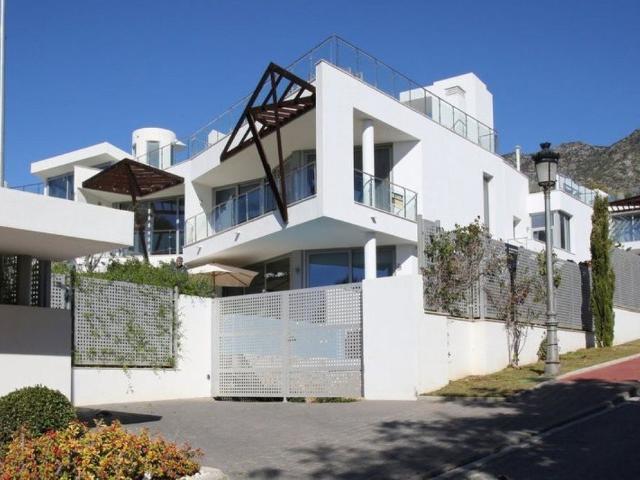 Casa adosada de alto standing en venta Marbella, Andalucía