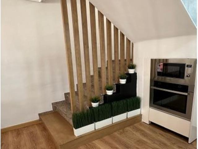 Casa adosada de diseño reformada con terraza acristalada y amplio sótano en Playa Flamenca – YC39730