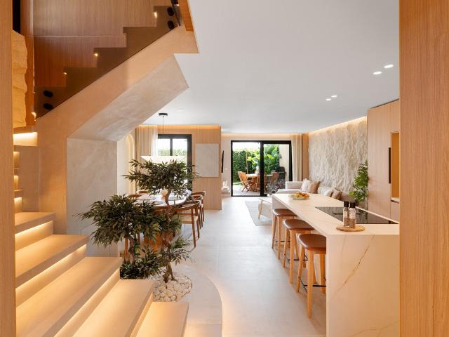 Casa adosada de lujo a pie de playa en Azalea Beach 160m² San Pedro de Alcántara