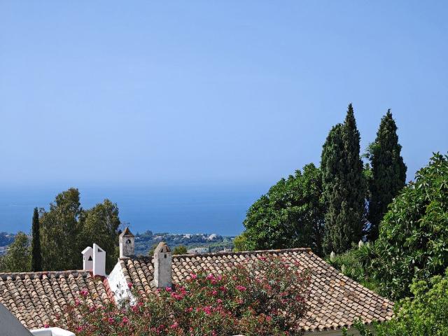 Casa adosada de lujo de 223 m2 en venta Los Monteros, Marbella, Andalucía