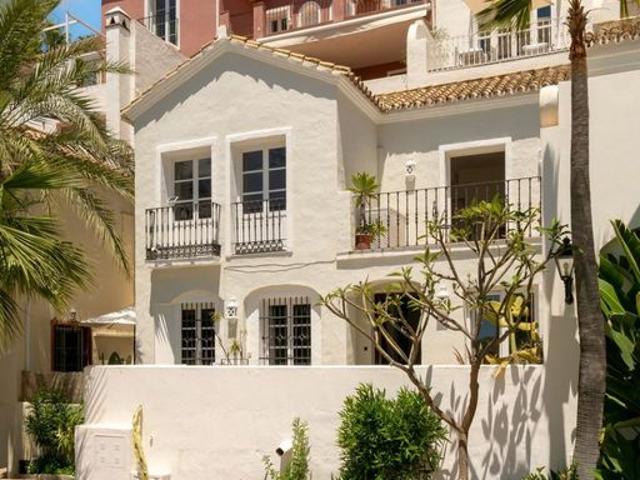 Casa adosada de lujo de 246 m2 en venta Benahavís, España