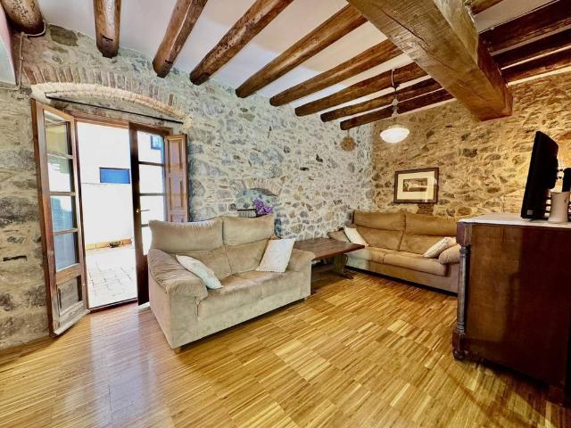 Casa adosada de lujo en venta Torroella de Montgrí, Cataluña