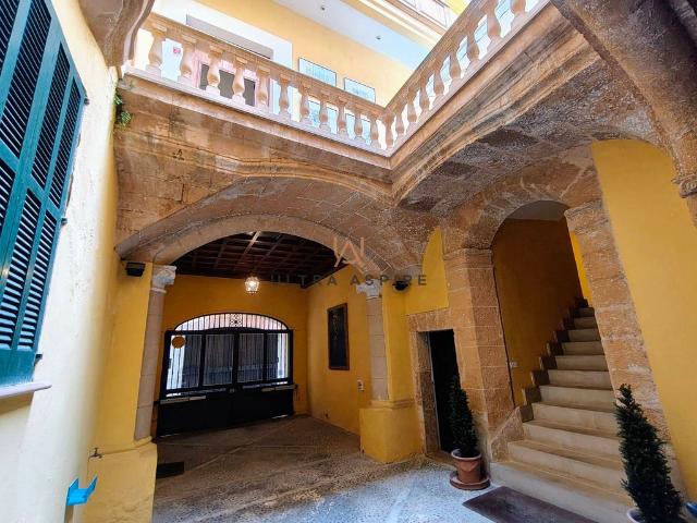 Casa adosada de alto standing de 765 m2 en venta Palma Old Town, Palma de Mallorca, Baleares