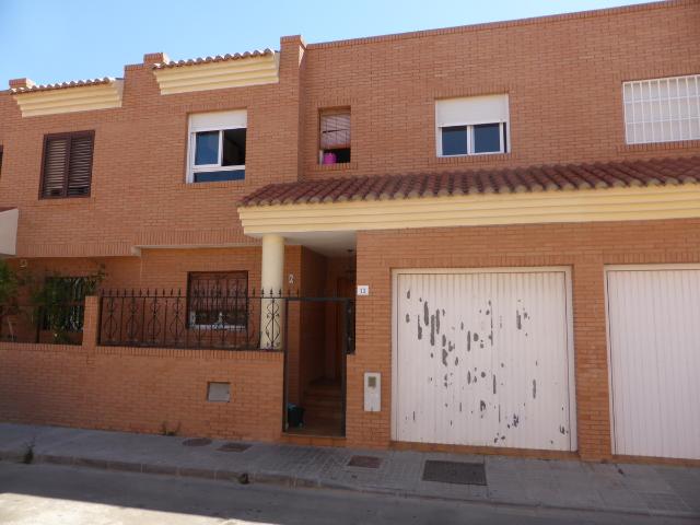 Casa adosada en C/ Granate, El Ejido Almería