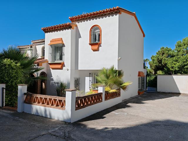 Casa Adosada en Calahonda Mijas