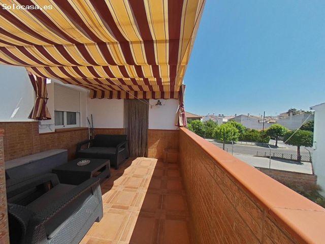 CASA ADOSADA EN ALMODOVAR DEL RIO PARA ENTRAR