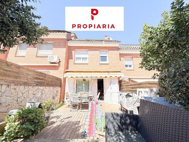 Casa adosada en alquiler en Corbera de Llobregat, de 183 m² 4 habitaciones por 1.500