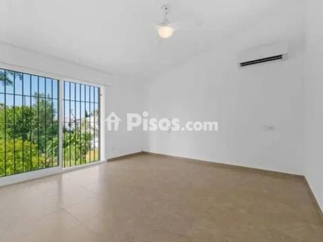 Casa adosada en alquiler en Calle de Rafael Alberti