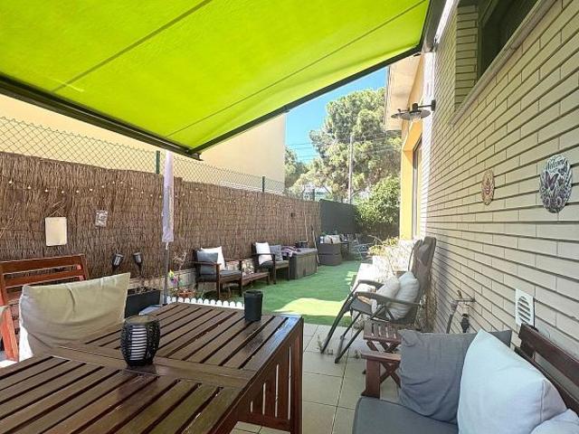 Casa adosada en alquiler en Terrassa, de 189 m² 4 habitaciones por 1.449