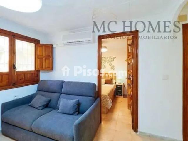 Casa adosada en alquiler en Calle Marina Josefina