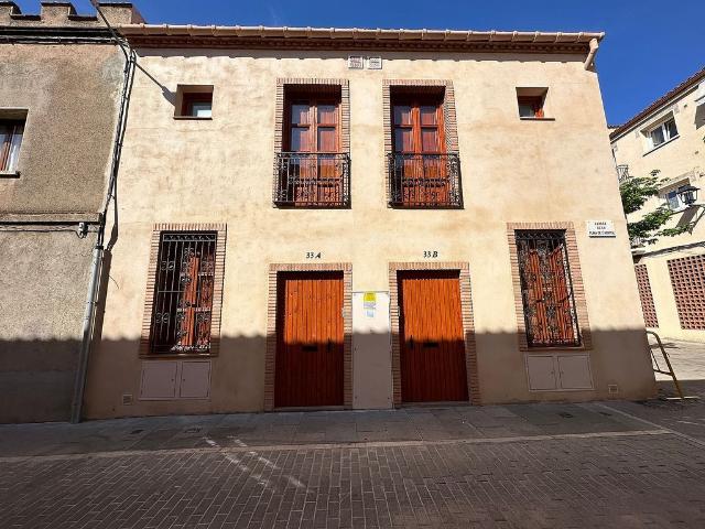 Casa adosada en alquiler en calle Plana del Hospital, Sant Cugat del Vallès, de 150 m² 3 habitaciones por 2.300