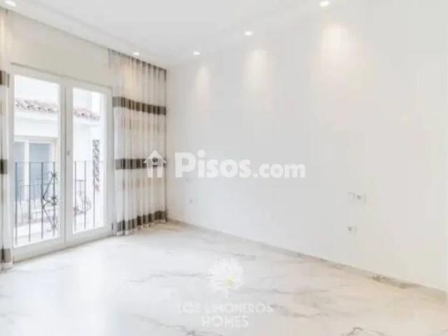 Casa adosada en alquiler en Casco Antiguo