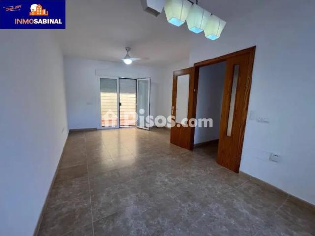 Casa adosada en alquiler en Aguadulce Norte
