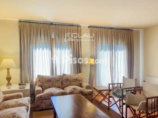 Casa adosada en alquiler en Avinguda de la Cerdanya, 24