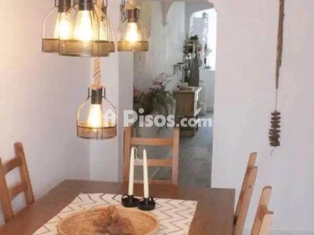 Casa adosada en alquiler en Benaoján