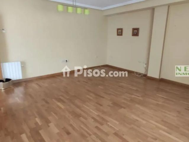 Casa adosada en alquiler en Montesol Mejostilla