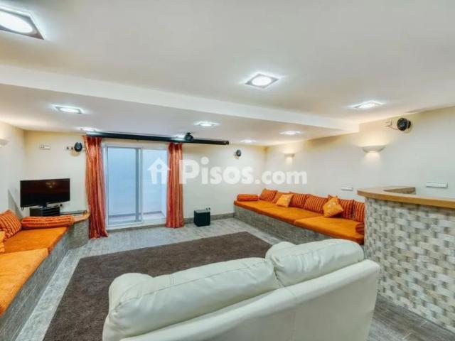 Casa adosada en alquiler en Marbella