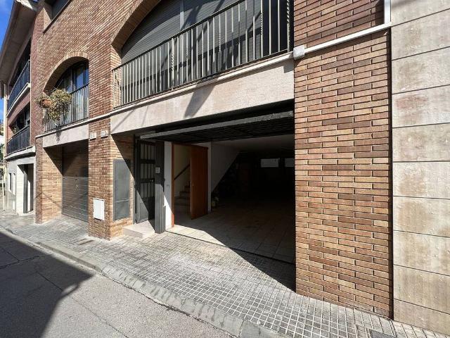 Casa adosada en alquiler en Sant Feliu de Codines, de 160 m² 3 habitaciones por 1.200