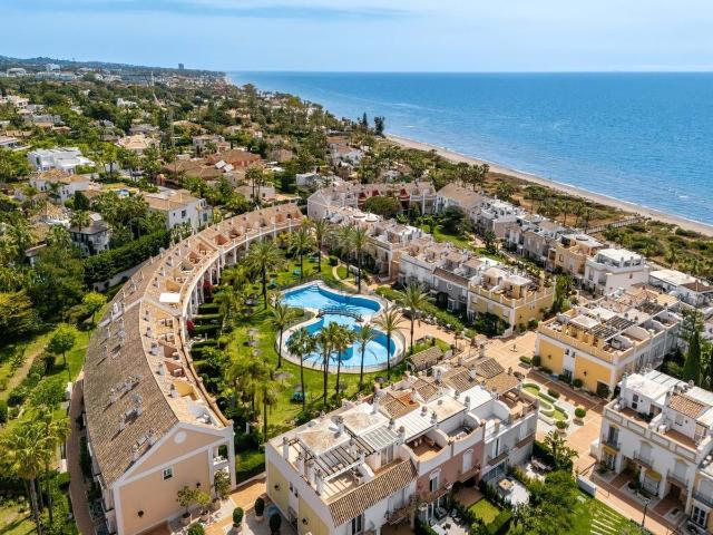 Casa Adosada en Bahia De Marbella Marbella