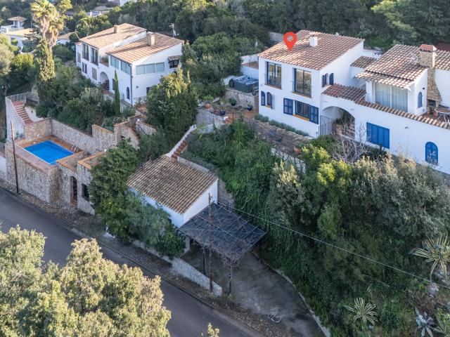Casa adosada en Begur con vistas al mar 110m² Begur