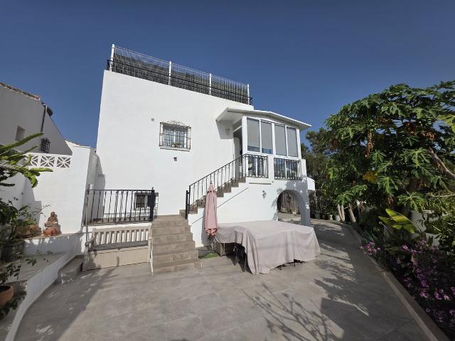 Casa Adosada en New Golden Mile Estepona