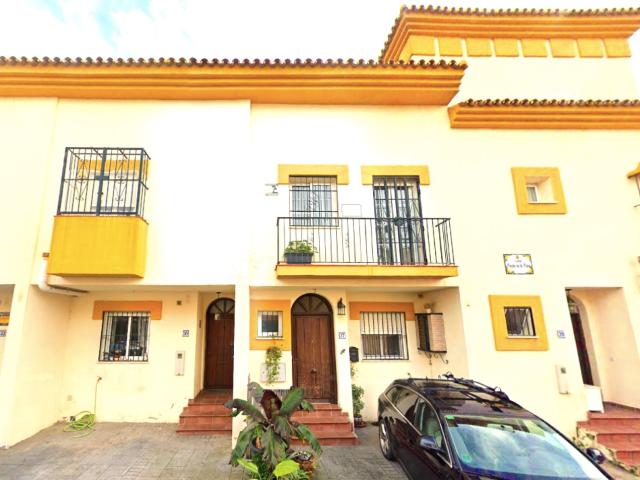 Casa Adosada en Punta Plata Estepona