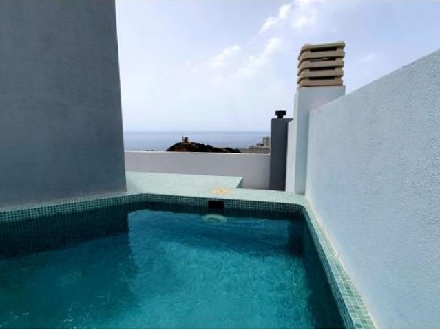 CASA ADOSADA EN TORREBLANCA CON PISCINA PRIVADA