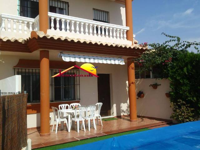 Casa adosada en Venta en Coto
